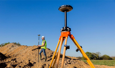 RTK與全站儀有哪些區(qū)別？兩者優(yōu)缺點對比